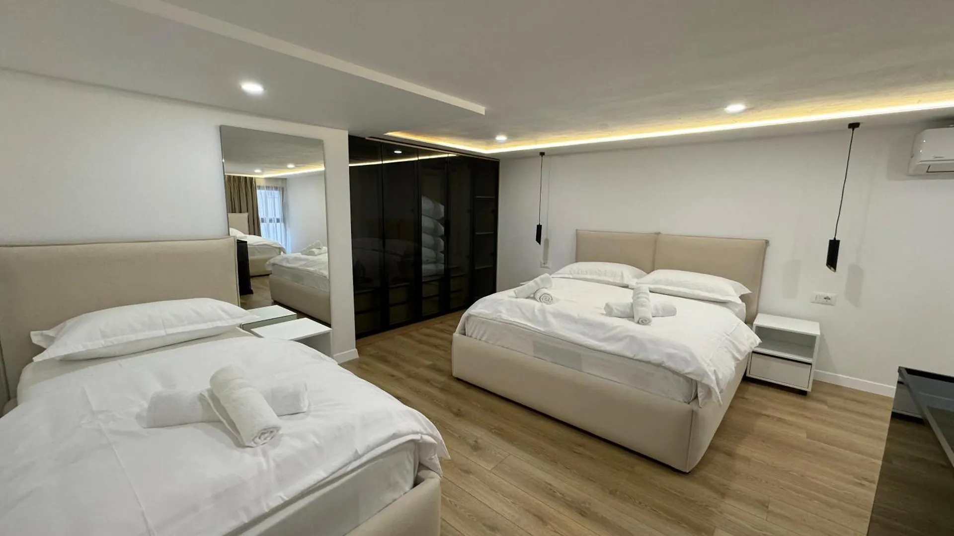 Essentia Tirana Studios 0*,  Albania